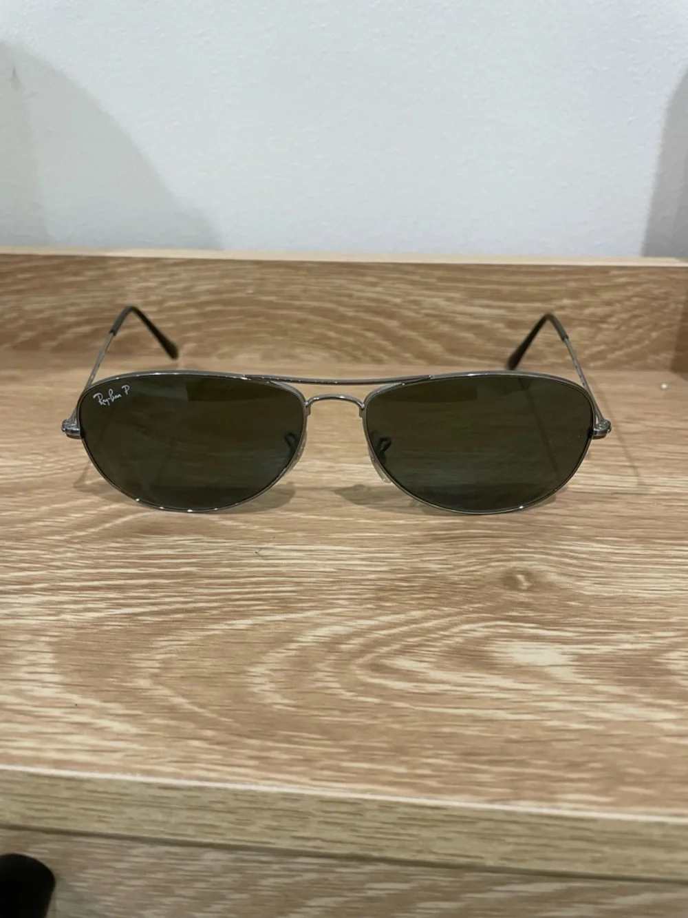 Ray-Ban Aviator Sunglasses with Dark Green Lenses and Silver Frame
